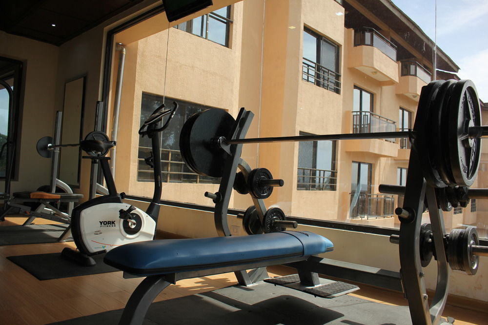 Palm Spring Resort Monrovia Ngoại thất bức ảnh